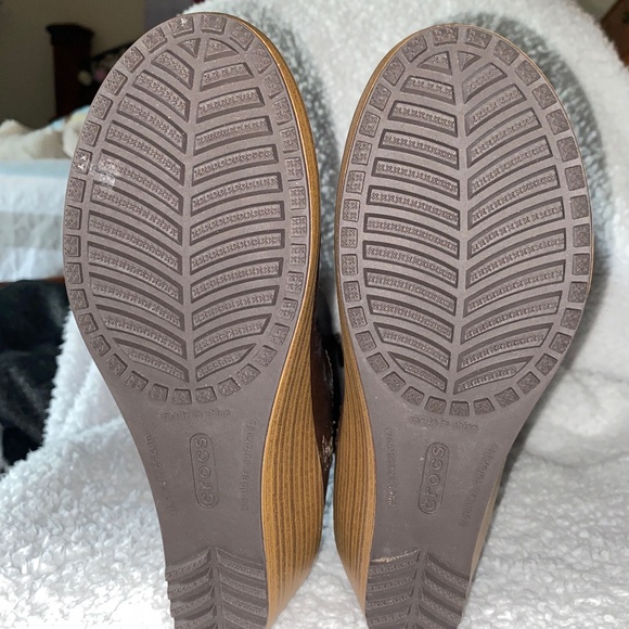 Crocs a-Leigh boots - Picture 3 of 11